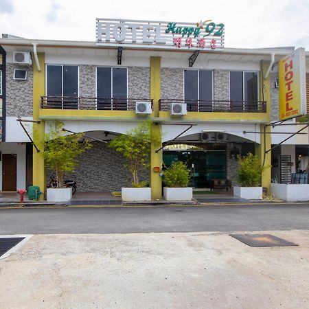 Jq Happy Lumut Hotel Экстерьер фото
