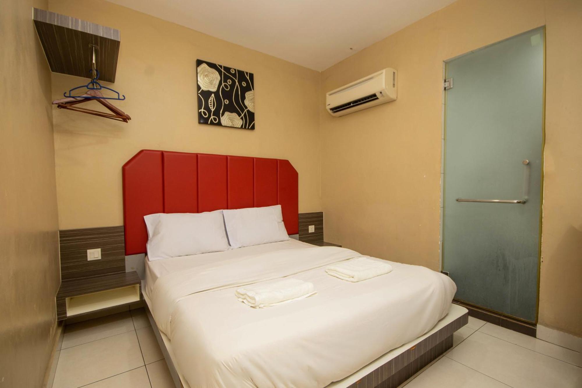 Jq Happy Lumut Hotel Экстерьер фото