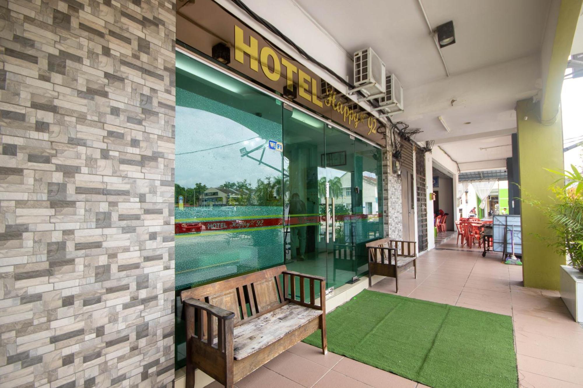 Jq Happy Lumut Hotel Экстерьер фото